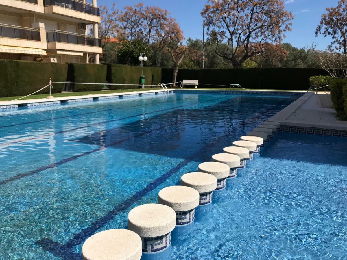 Apartamentos Llobregat Cambrils Eksteriør bilde