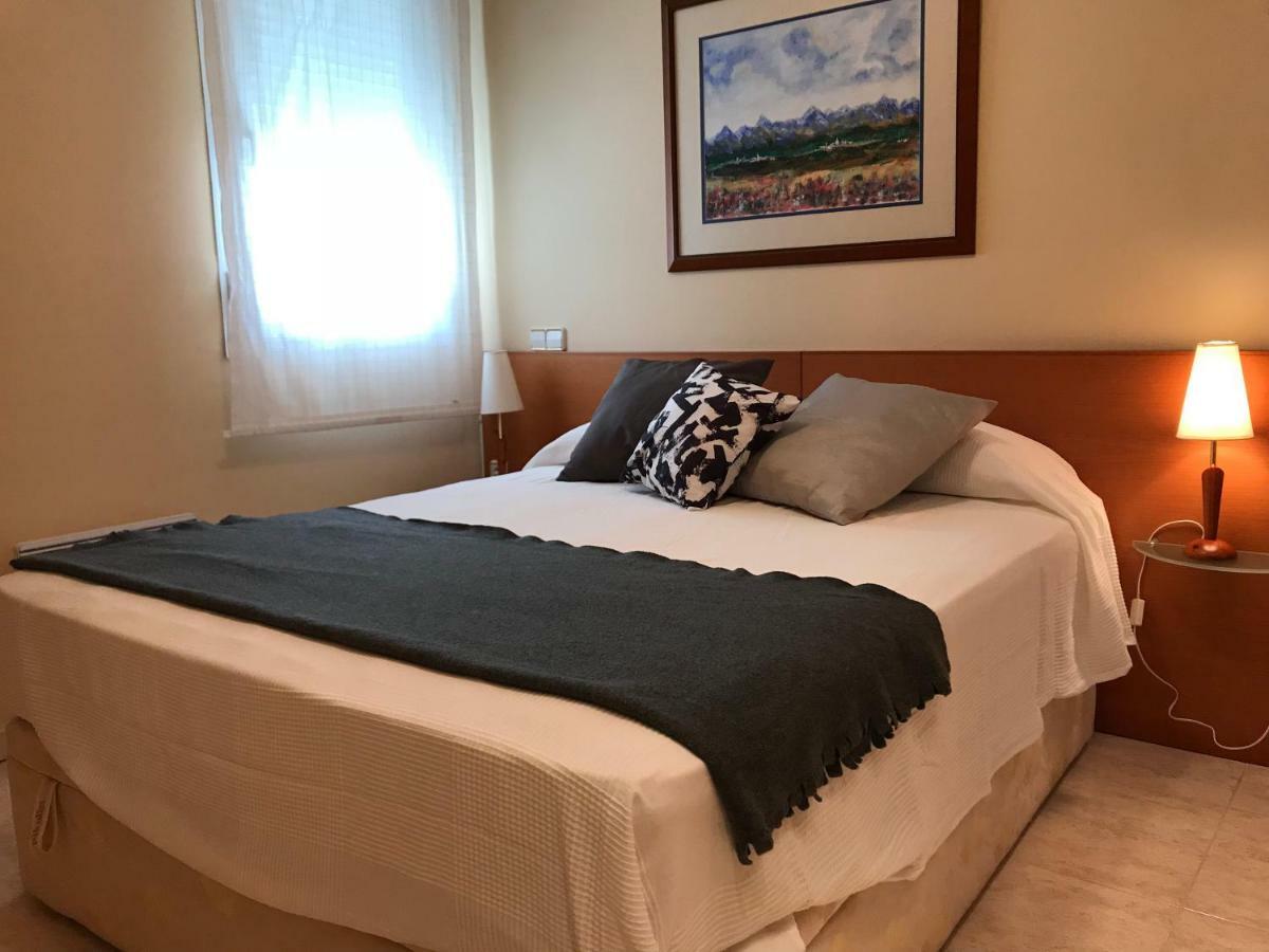 Apartamentos Llobregat Cambrils Eksteriør bilde